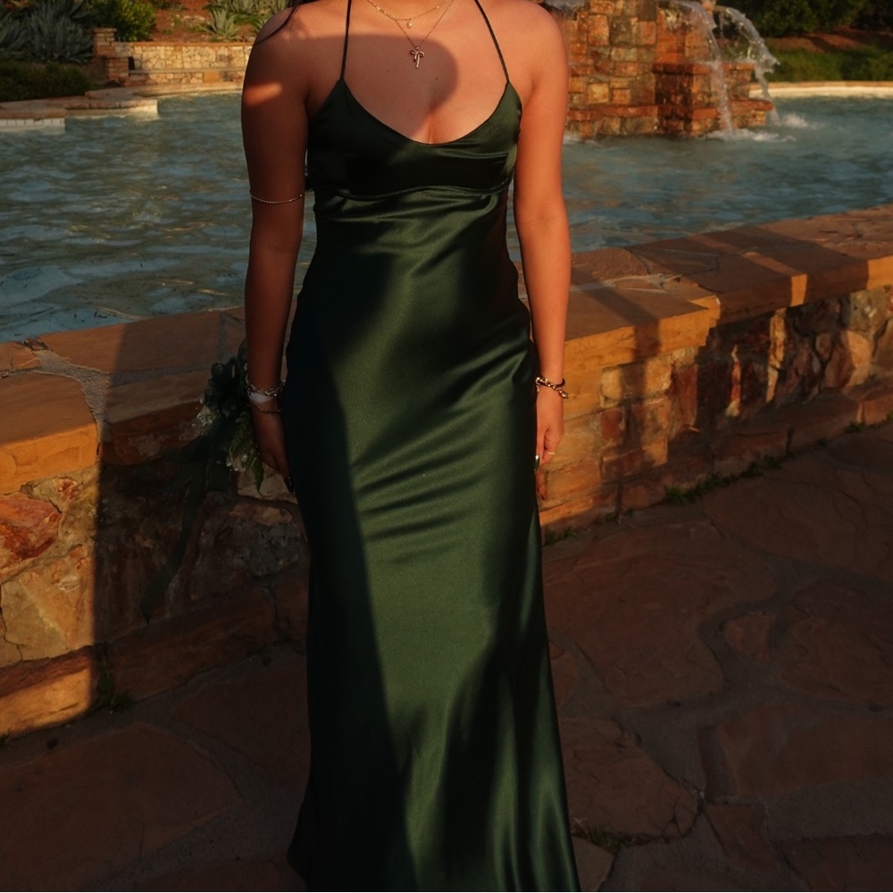 Emerald green maxi prom dress